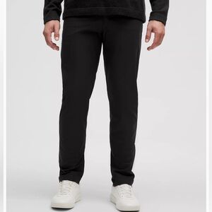 Lululemon Men’s ABC Classic fit 5 Pocket, Size 33